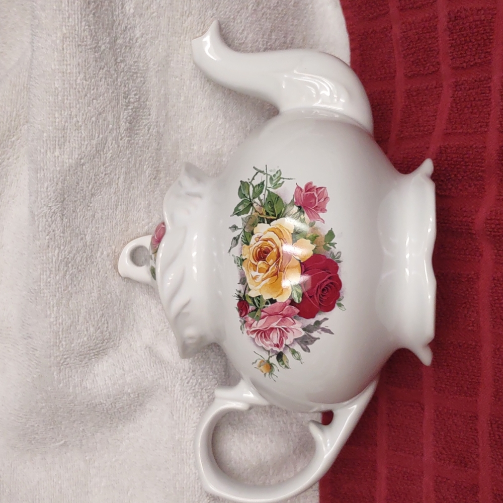 Vintage Alexander Haddon and sons porcelain teapot. Absolutely gorgeous! - Picture 2 of 7